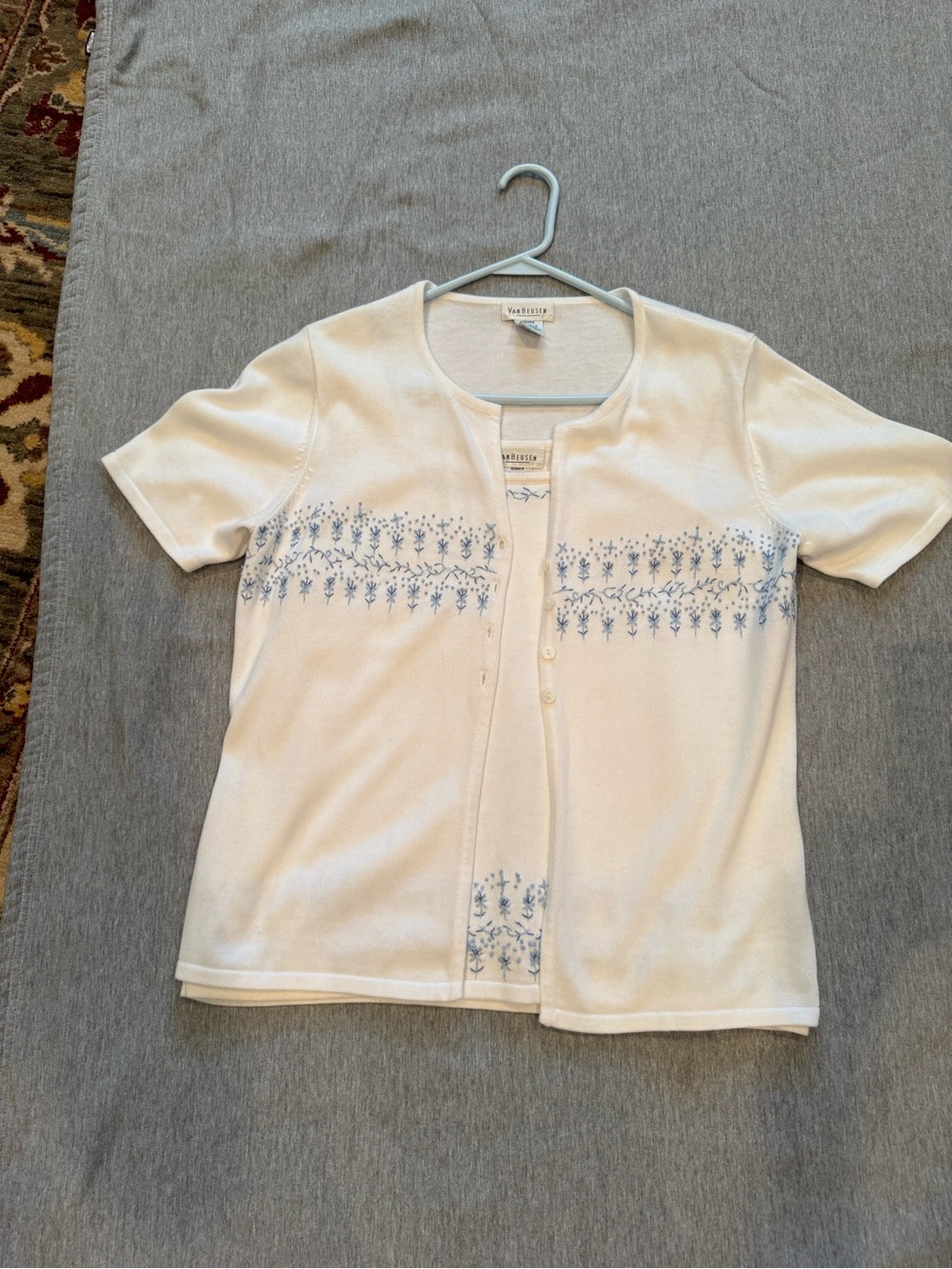 Van Heusen White Short Sleeve Knit Top with Subtle Texture
